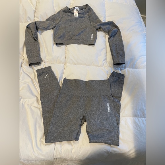 Gymshark Set - Picture 1 of 1